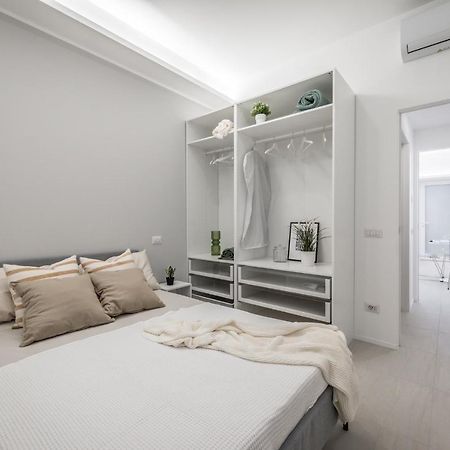 Jj6 Loreto-Duomo - Esclusive - Chic - Luxury มิลาน ภายนอก รูปภาพ